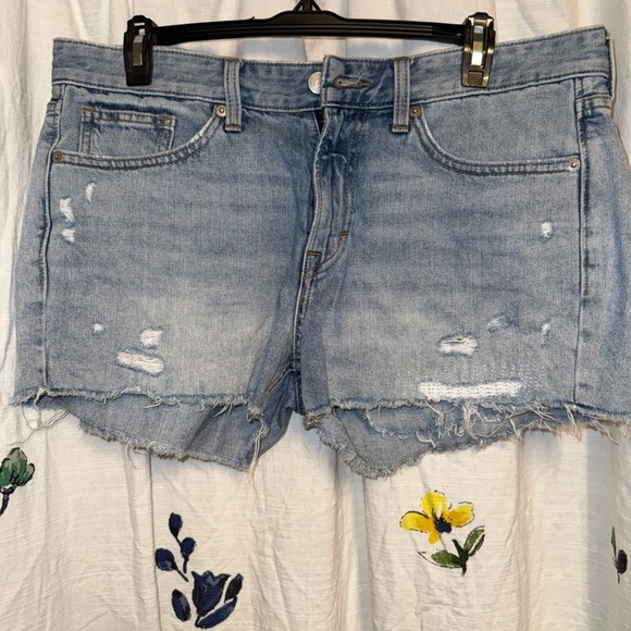 Lucky Brand Woman’s Mid Rise Boy Shorts - Picture 1 of 6